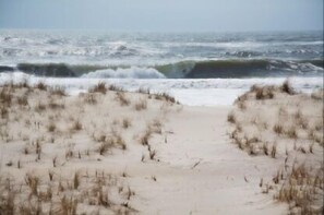 Path to Beach