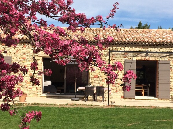 une partie de la façade sud