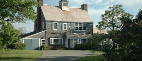 MAIN HOUSE AT 'THE WYNFAL