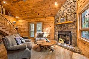 Living Room | Wood-Burning Fireplace