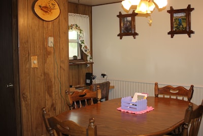 Country Cottage Design Quiet and Convenient Surrounded by Open Farm Fields!