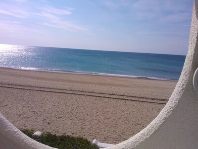 Mirador Nr. 1 Apartment in der 1. Strandlinie im Parque de Mont-Roig