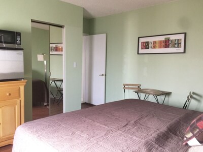Private Room in Miami Close to Downtown and Little Havana.
