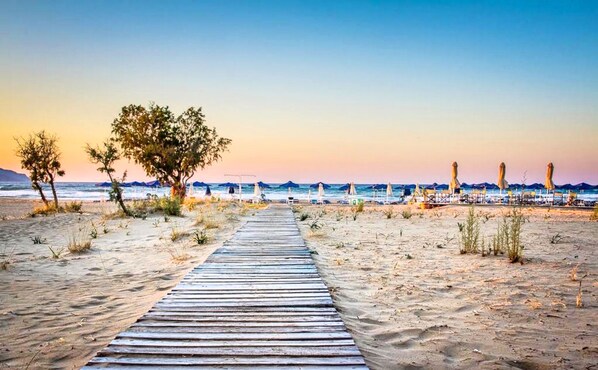 Strand