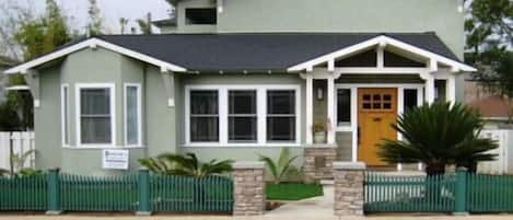 Oceanside Craftsman House
