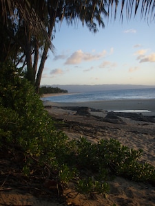 Bright, clean, airy Rocky Point Beach 1 bedroom loft. Steps to beach & bike path