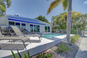 2008 20th Ave Pkwy - Indian Rocks Beach - Pool