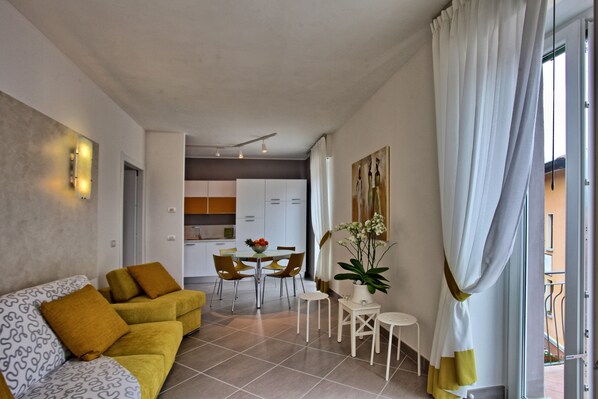 Open Space with living/dining room
