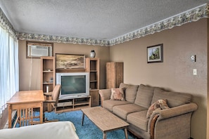 Up to 5 guests can relax in this 1-bedroom, 1-bathroom apartment.