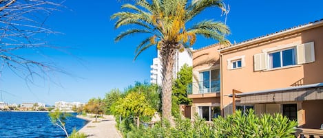 House near the sea in Alcudia