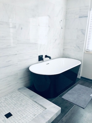 Master Bathroom Tub