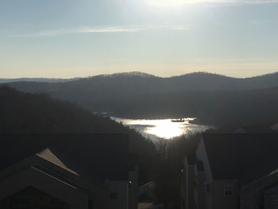 Best Value Panoramic Table Rock Lake View Near Silver Dollar City!