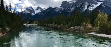 Rocky Mountains - views of Canmore