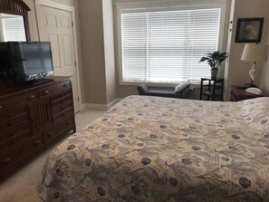 Master Bedroom-King Bed