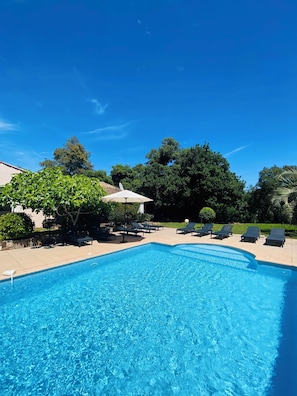 Large private pool 10x5m