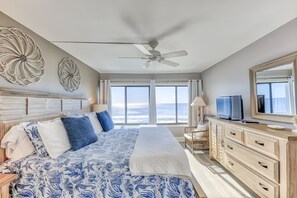 Huge king size bed in the master bedroom