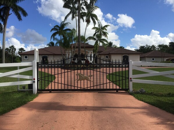 Primary residence entrance