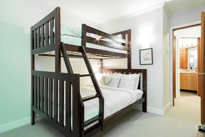 2nd bedroom: Twin over double bunk bed