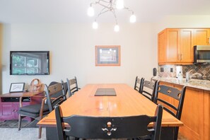 Dining area: Seats six people