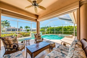 Outdoor living 