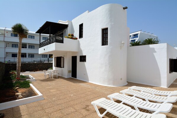 Villa to rent in Puerto del Carmen