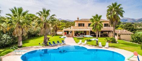 Finca de vacances avec grande piscine à Majorque