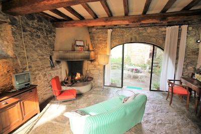 Casa Arco: Cottage con Encanto con piscina compartida y vistas al valle cerca de Florencia