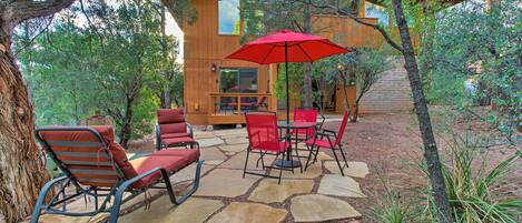 Sedona Vacation Rental | 1 BR | 1 BA | 575 Sq Ft | Step-Free Access | Lower Unit