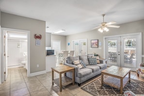 Living Area On 1st Floor