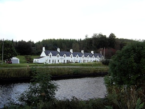 Cottage on the famous Crinan Canal