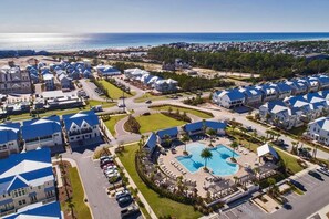 Prominence on 30A Pool