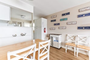 Breakfast nook and wine cart.