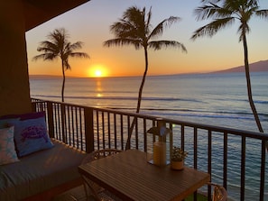 The most amazing sunsets from the lanai. 