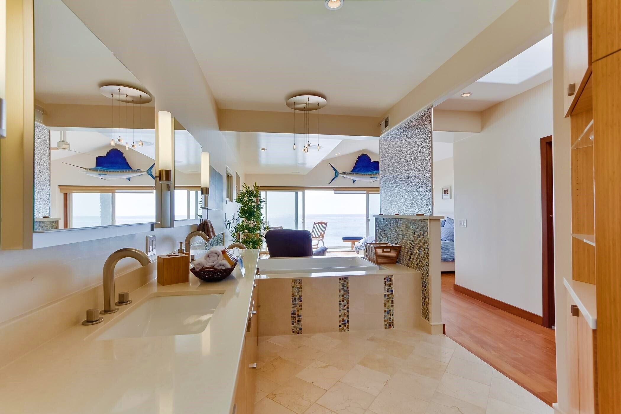 Windansea Views, Multi-Level Luxury & Sunset Living - La Windansea Views, Multi-Level Luxury & Sunset Living - La