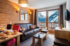 Welcome to our cozy 1 bedroom apartment in Pralognan-la-Vanoise!