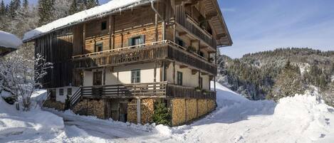 Extérieur maison de vacances [hiver]