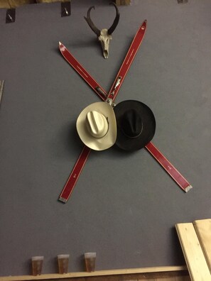Unclassified image, 2 of 22, button