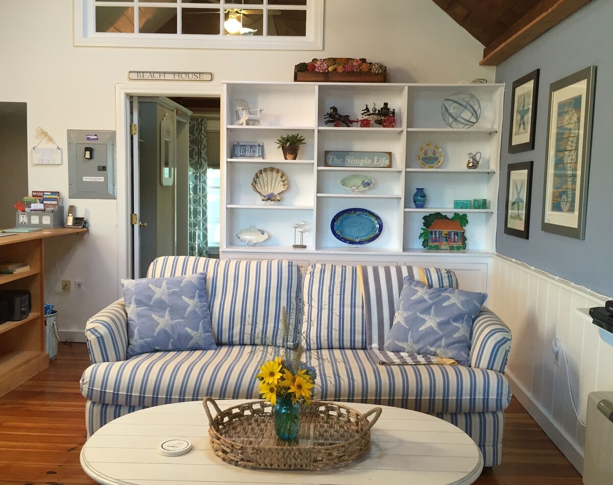 Luxury Accommodations in Quiet Seaside Village