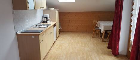 Ferienwohnung Untersberg, 1 bis 2 Personen, 56 qm, 1 Schlafzimmer, Balkon