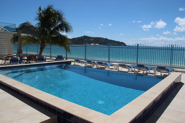 The best place to spend the day is 30 feet from your your ocean lanai. 