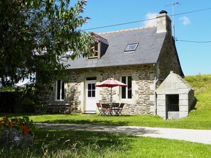 LA MAISON EXTÉRIEUR
 2