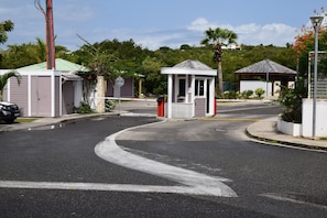 Domaine des Terres Basses- Main entrance