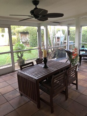 Outdoor dining