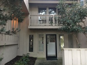Side Entrance Way