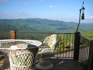 COMFY WEST WING DECK WITH SUNBRELLA AND GRILL