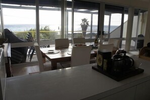 Ocean views from kitchen & dining room Wedge 2. 