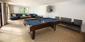 Spielezimmer