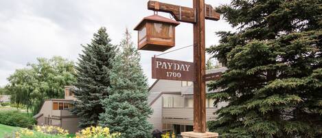 Park City Resort Lodging-Pay Day 189