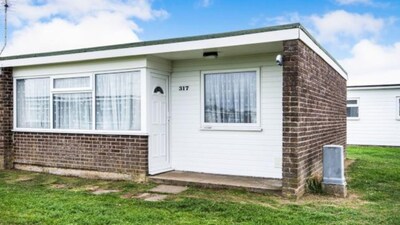 Se aceptan mascotas, Chalet adosado de 2 dormitorios en California Sands cerca de Norfolk Broads