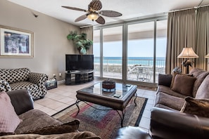 Living room with fabulous Ocean View